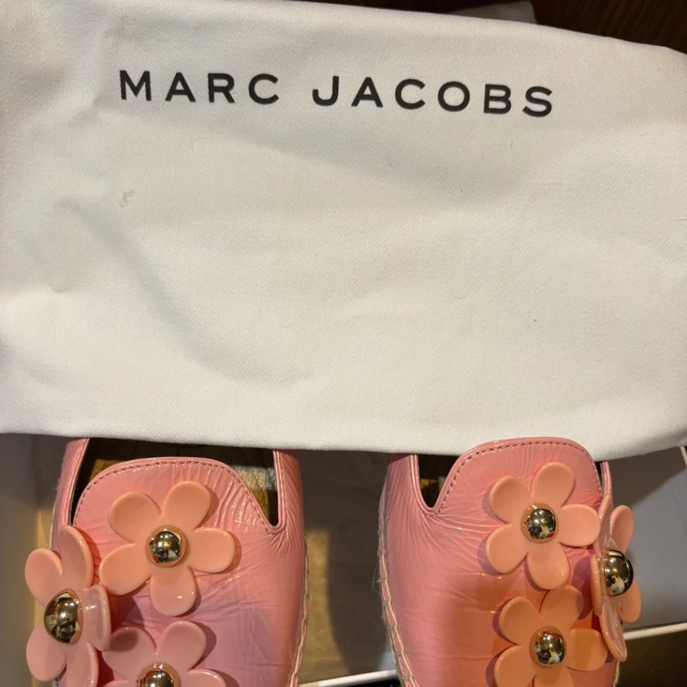 Marc Jacob’s - Picture 2 of 7
